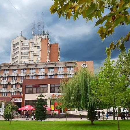 Hotel Gorj Târgu Jiu Exteriör bild