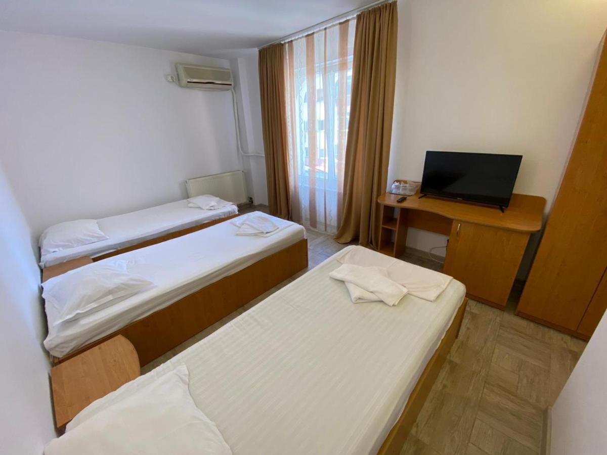 Hotel Gorj Târgu Jiu Exteriör bild