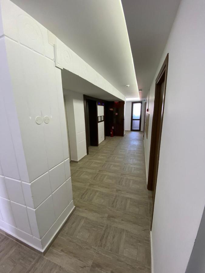 Hotel Gorj Târgu Jiu Exteriör bild