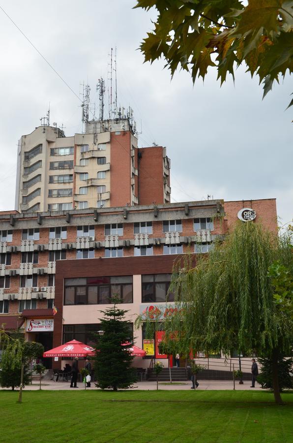 Hotel Gorj Târgu Jiu Exteriör bild