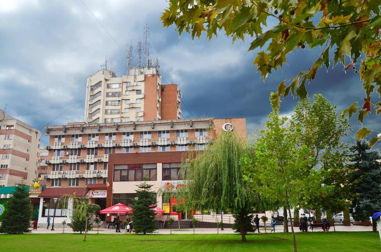 Hotel Gorj Târgu Jiu Exteriör bild